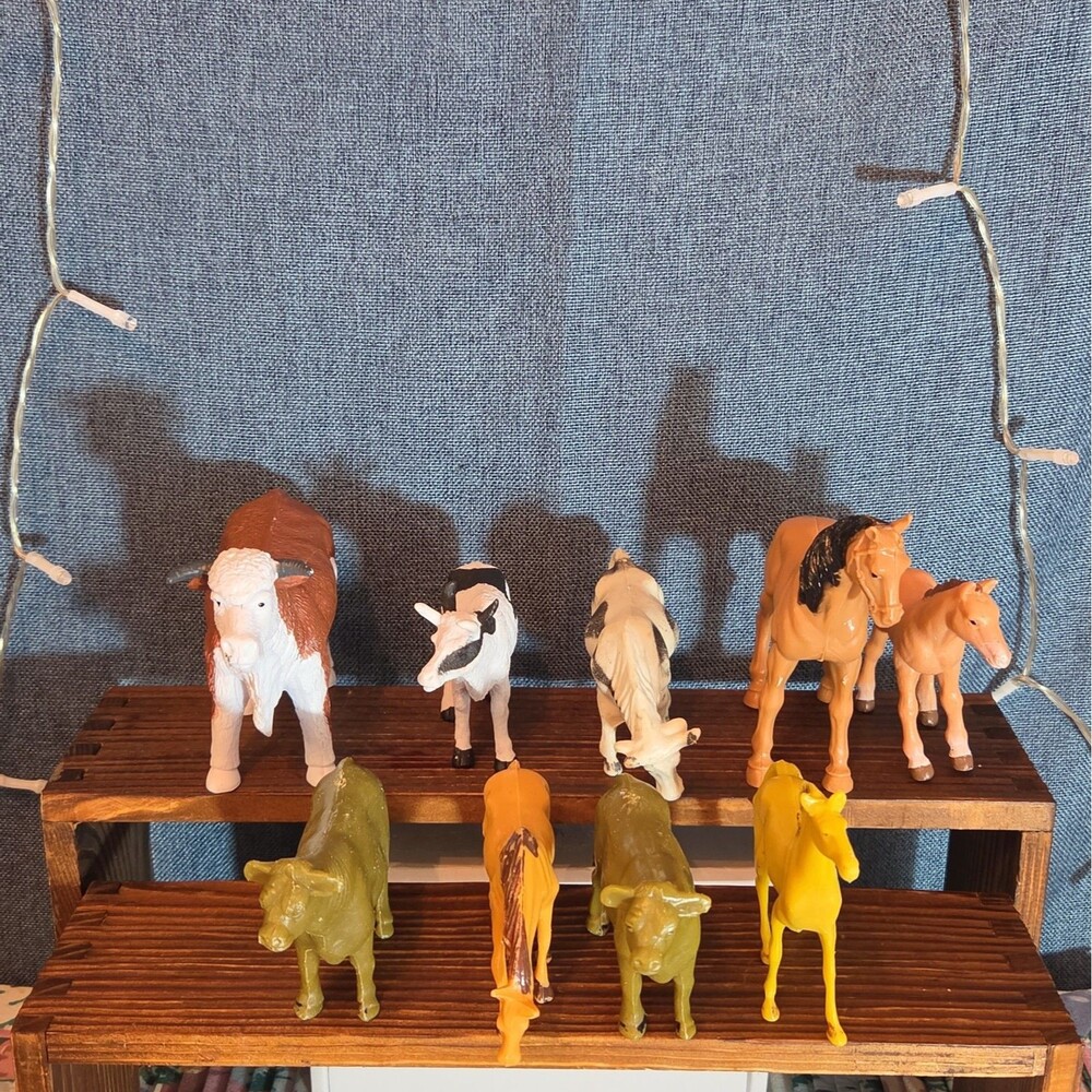 Farm Animals 9Pc Lot Plastic Horses Cows Vintage Style P